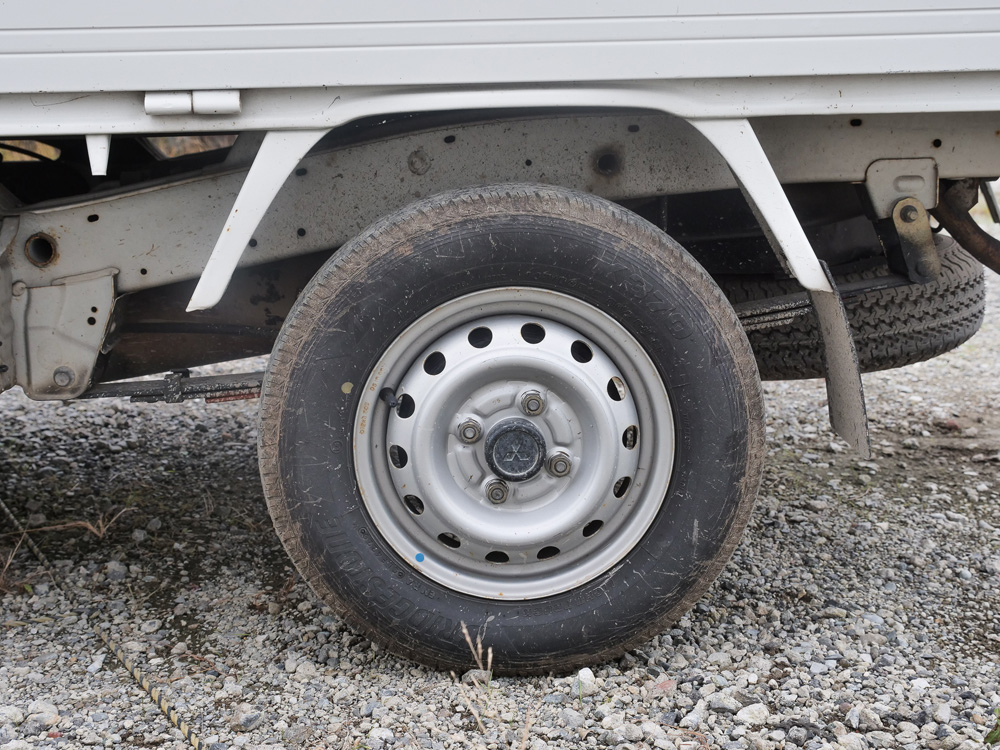 2000 Mitsubishi Minicab