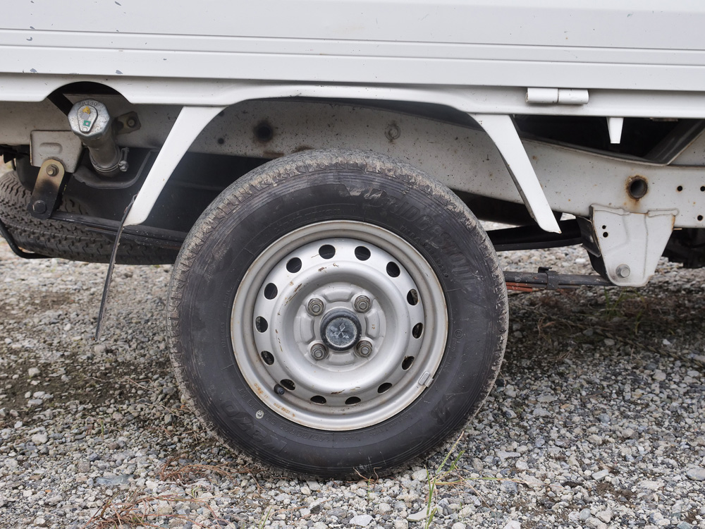 2000 Mitsubishi Minicab