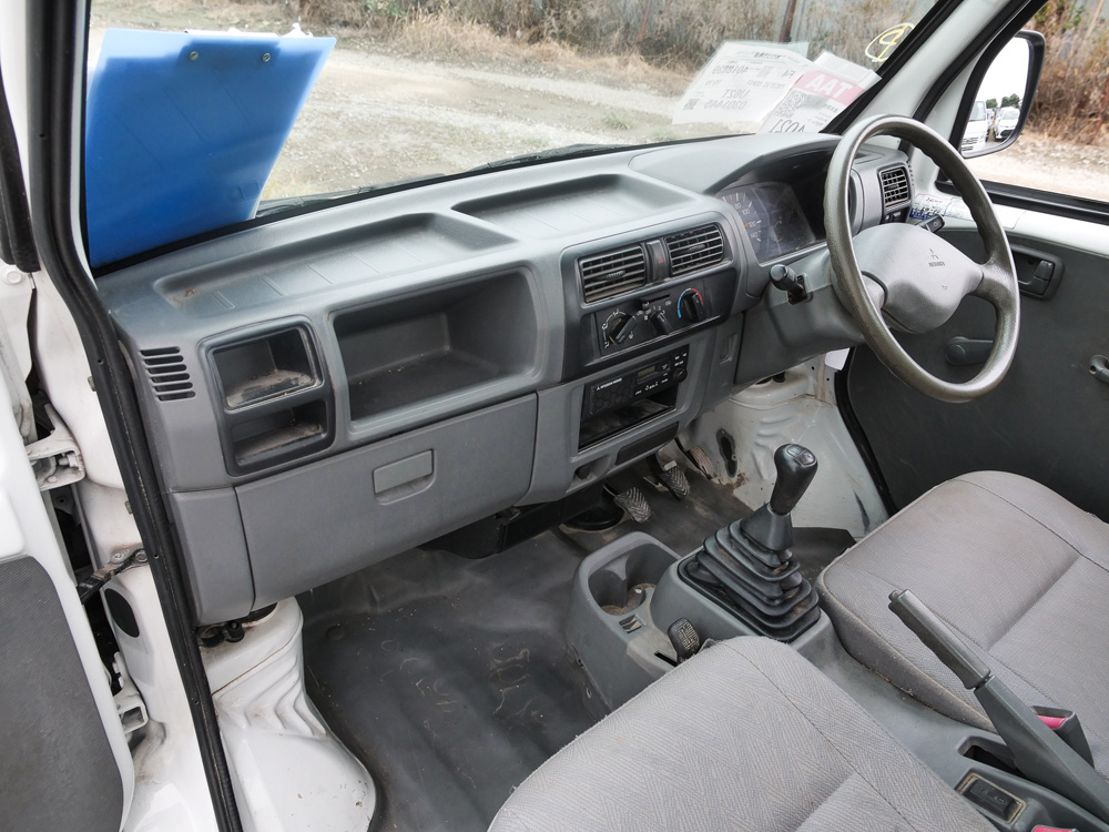 2000 Mitsubishi Minicab