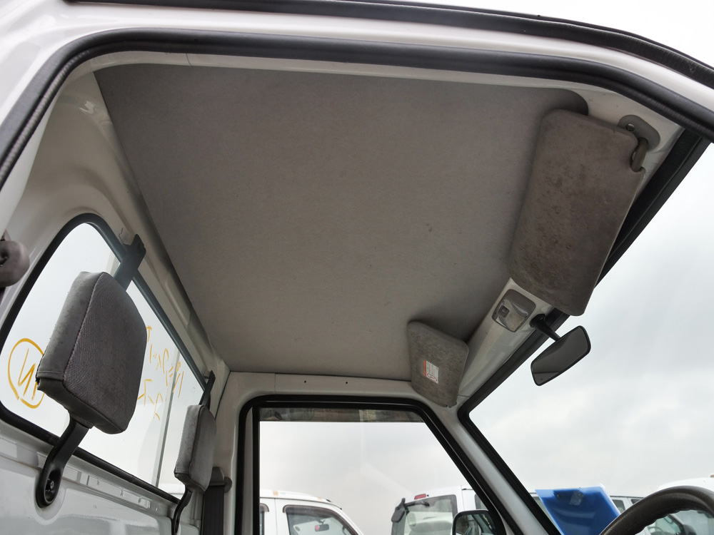 2000 Mitsubishi Minicab