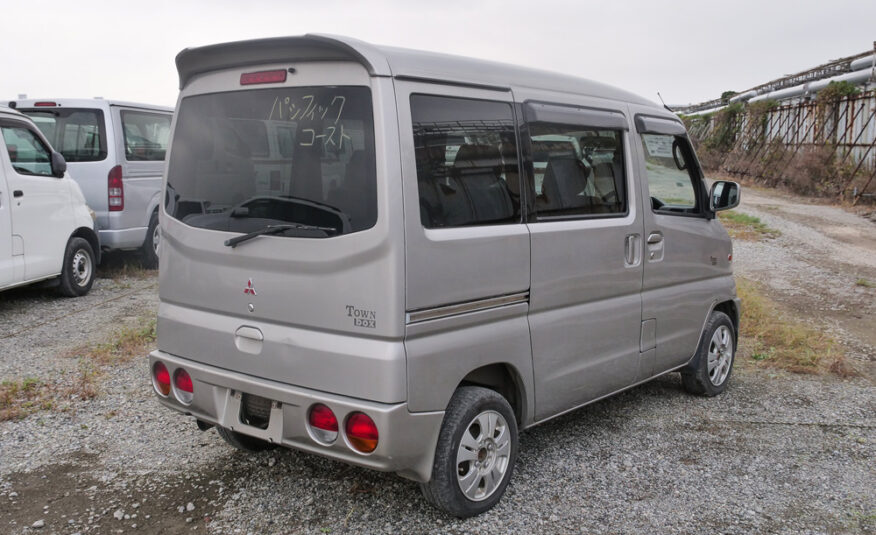 2000 Mitsubishi Town Box, Silver, Kei Van For Sale Quebec