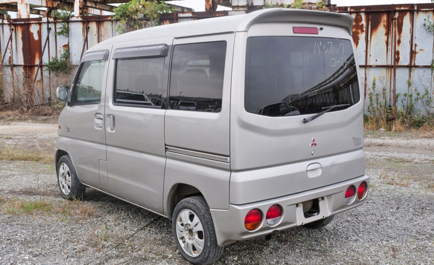 2000 Mitsubishi Town Box, Silver, Kei Van For Sale Quebec