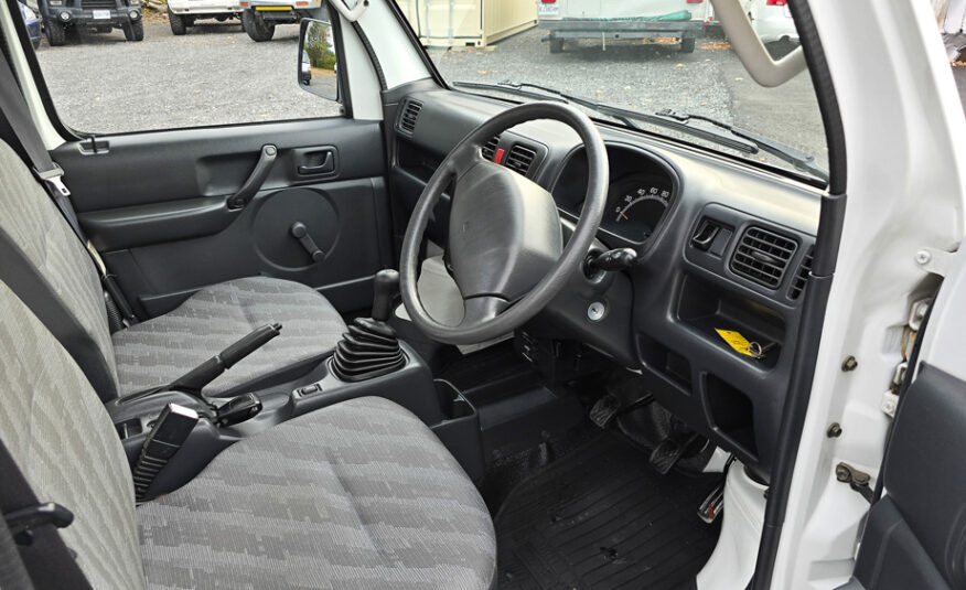 2005 Suzuki Carry