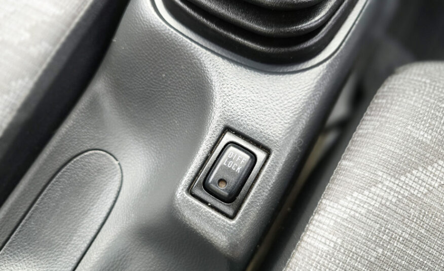 2005 Suzuki Carry