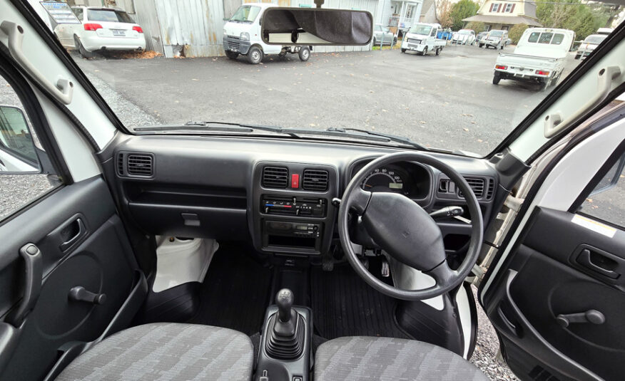 2005 Suzuki Carry