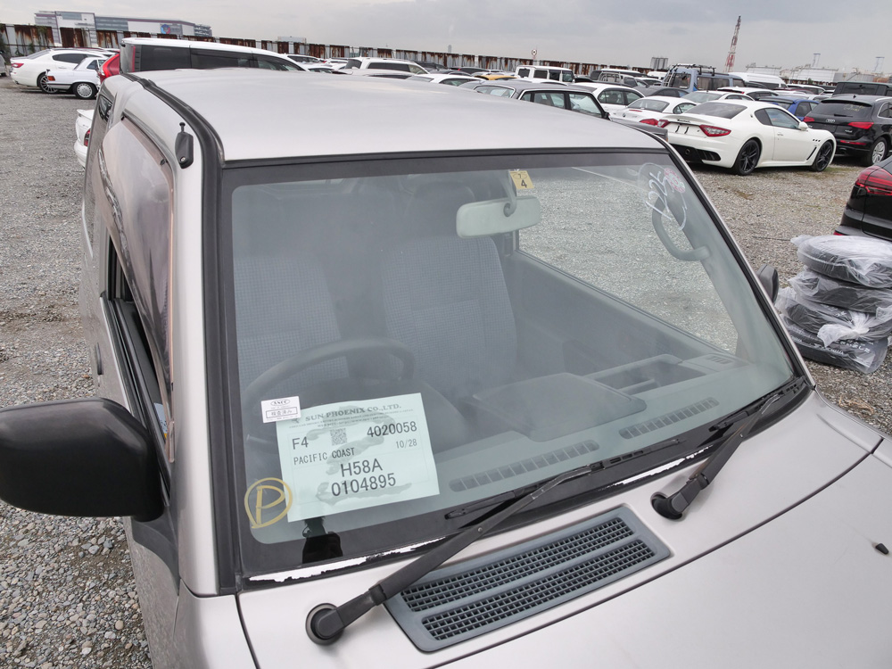 2000 Mitsubishi Pajero Mini