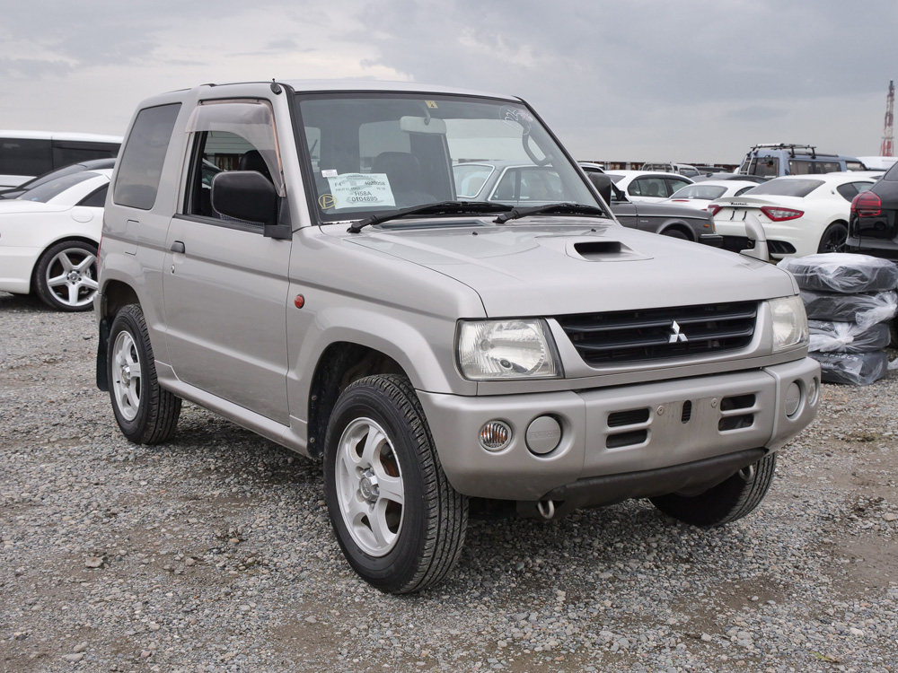 2000 Mitsubishi Pajero Mini Kei
