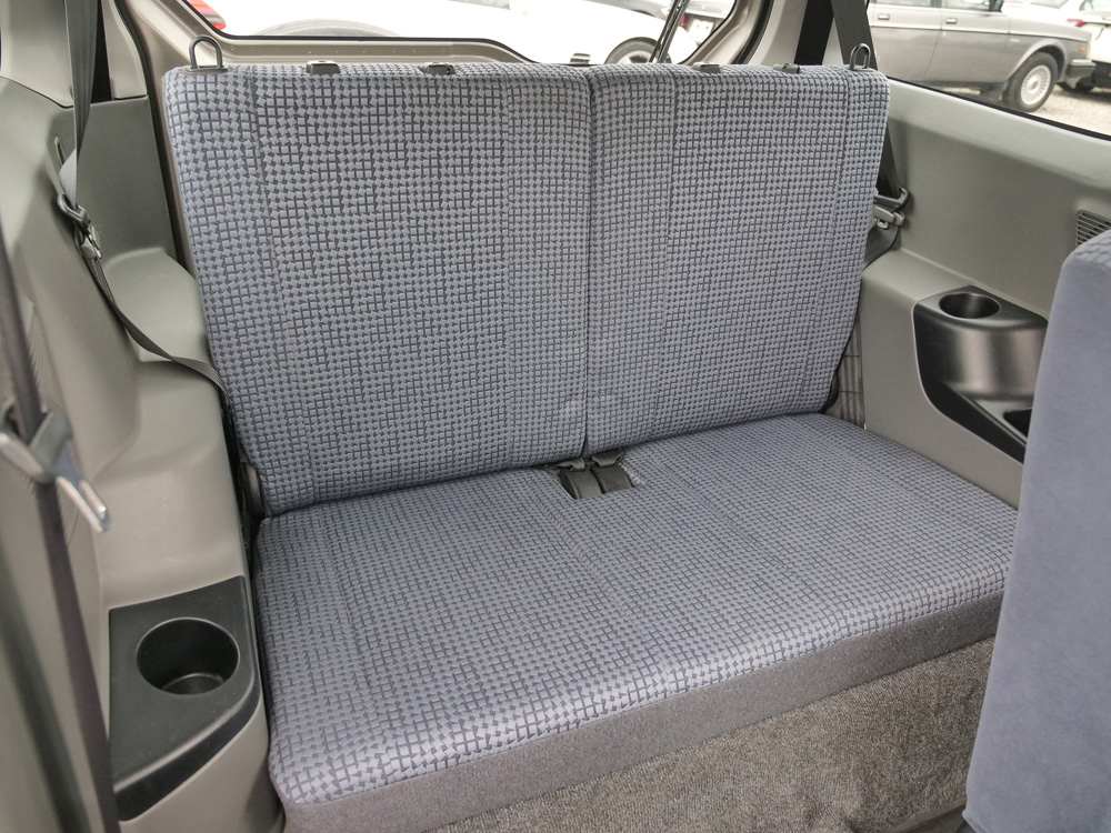 2000 Mitsubishi Pajero Mini