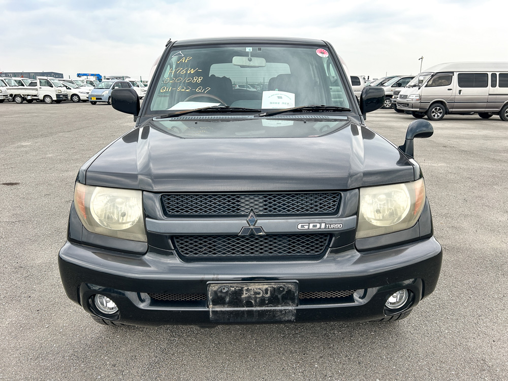 2000 Mitsubishi Pajero IO
