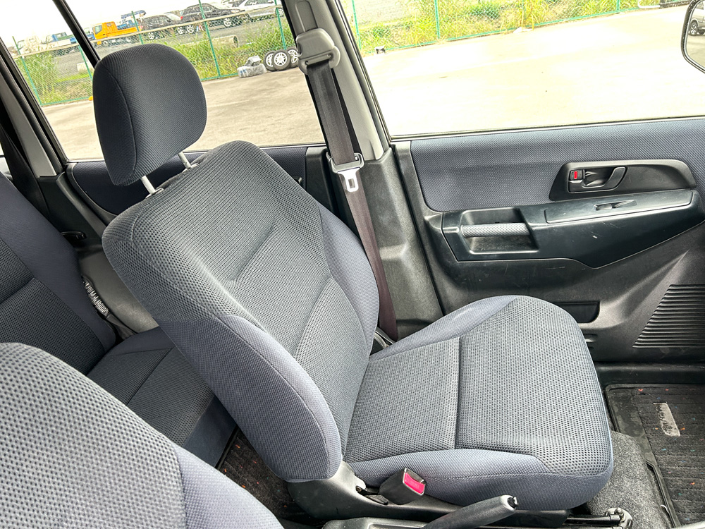 2000 Mitsubishi Pajero IO