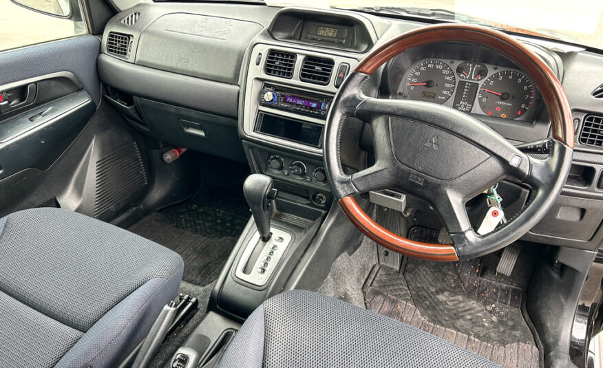 2000 Mitsubishi Pajero IO