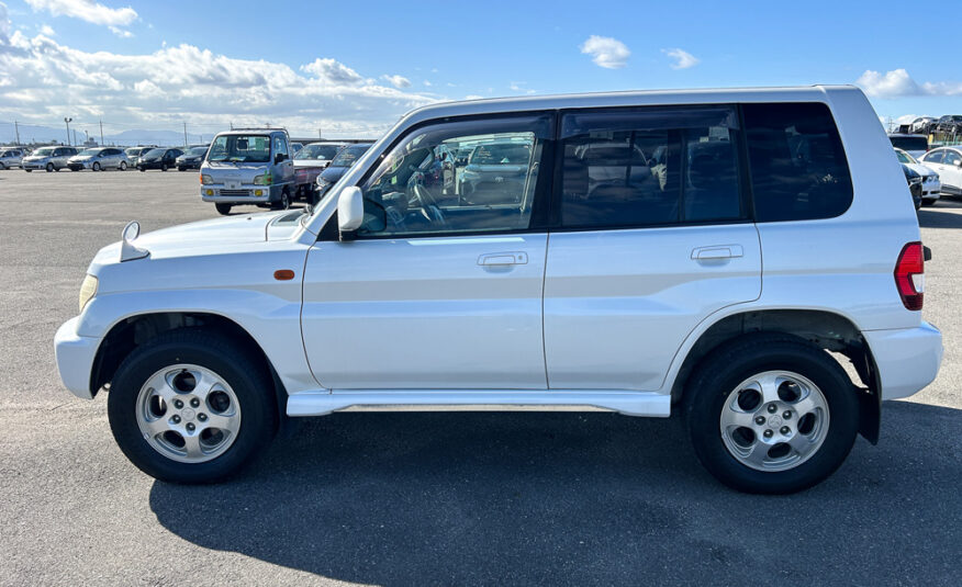 2000 Mitsubishi Pajero IO