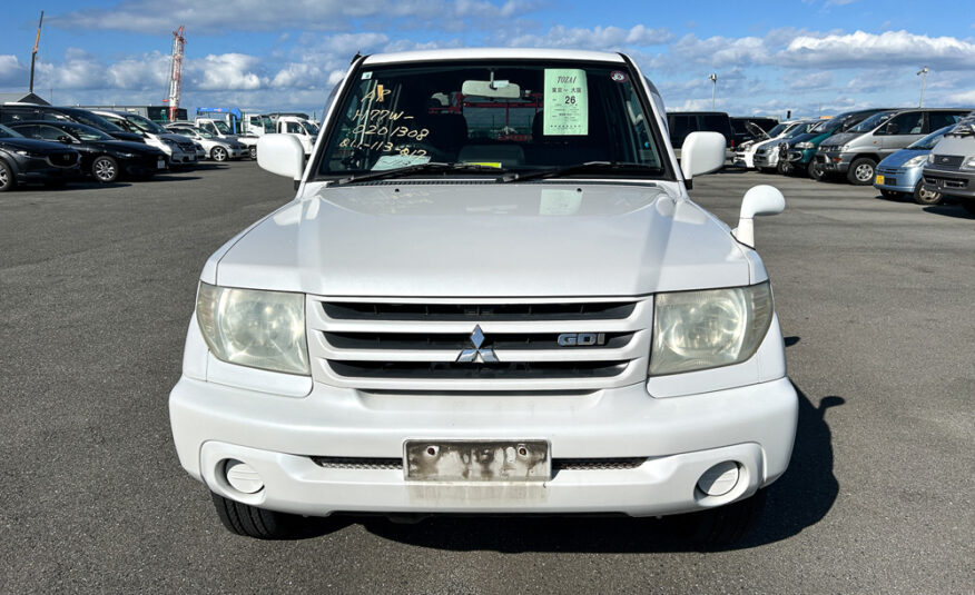 2000 Mitsubishi Pajero IO