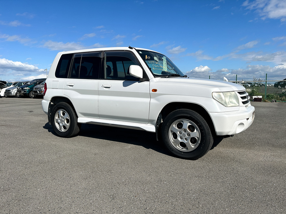 2000 Mitsubishi Pajero IO