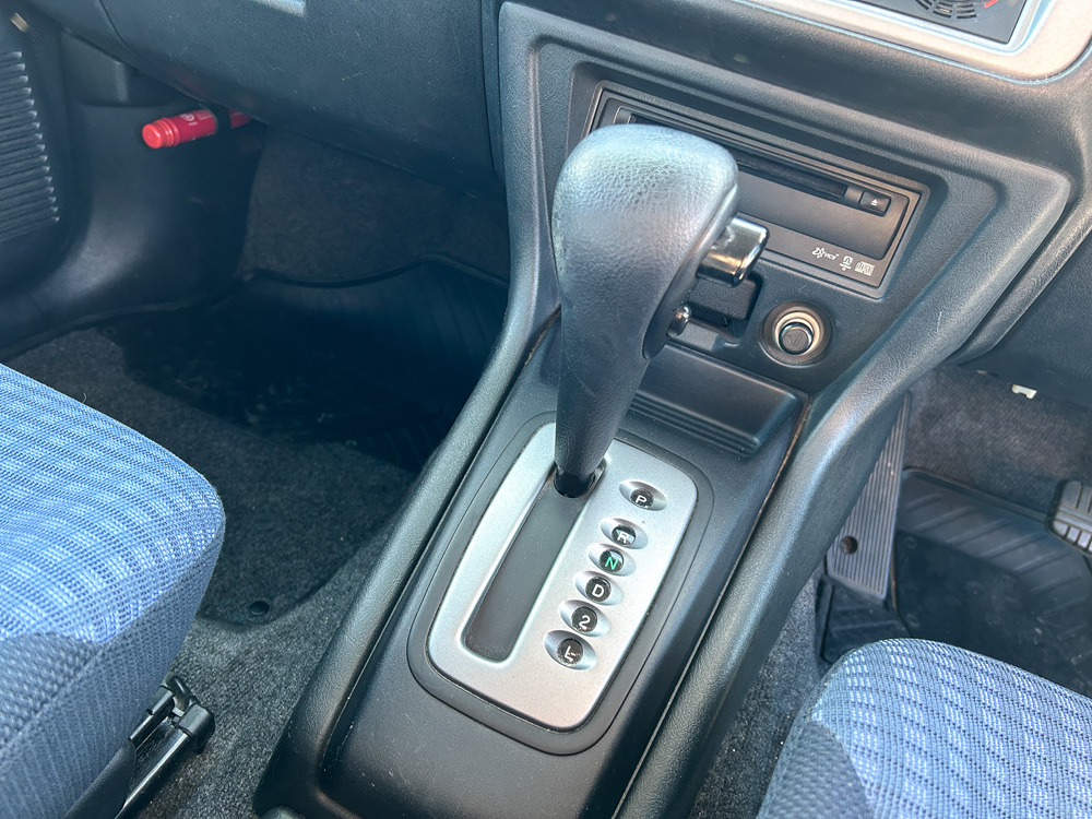2000 Mitsubishi Pajero IO