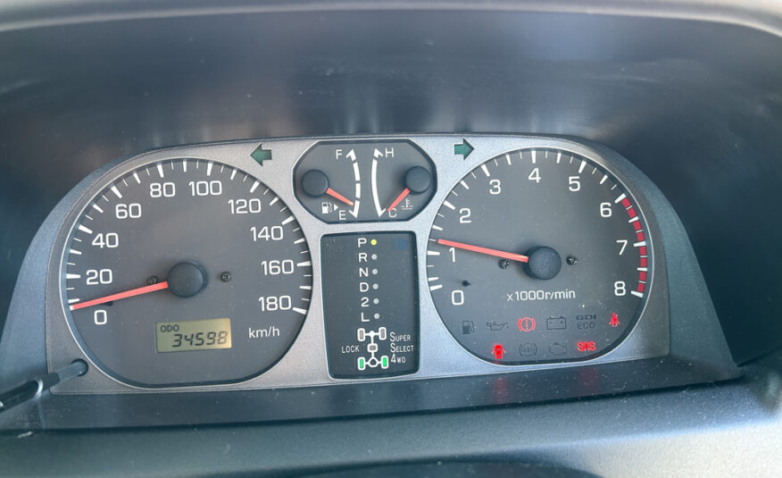 2000 Mitsubishi Pajero IO