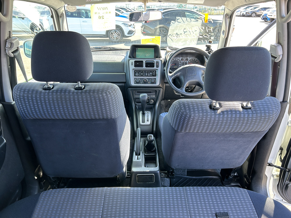 2000 Mitsubishi Pajero IO