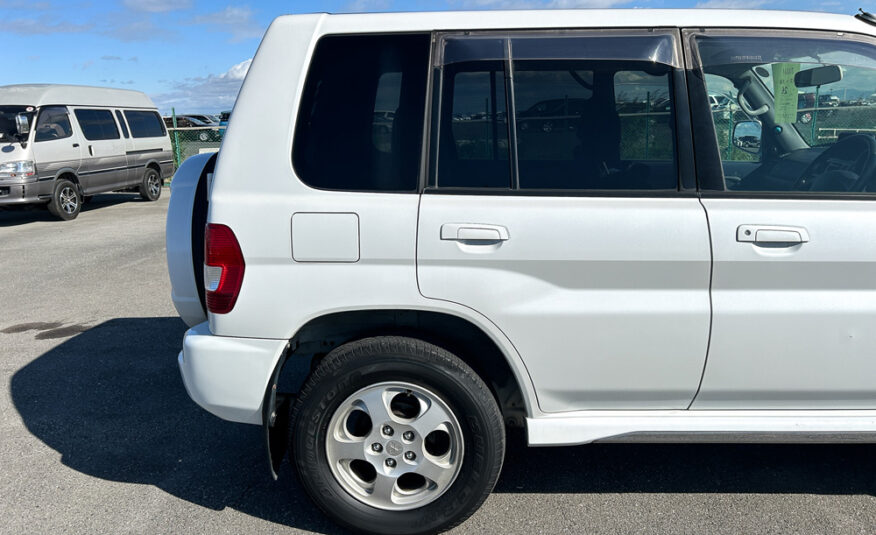 2000 Mitsubishi Pajero IO