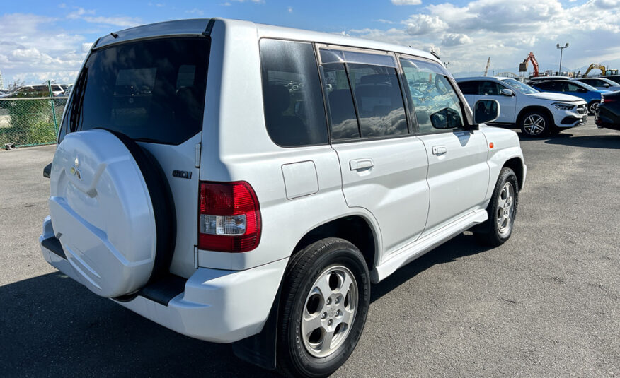 2000 Mitsubishi Pajero IO