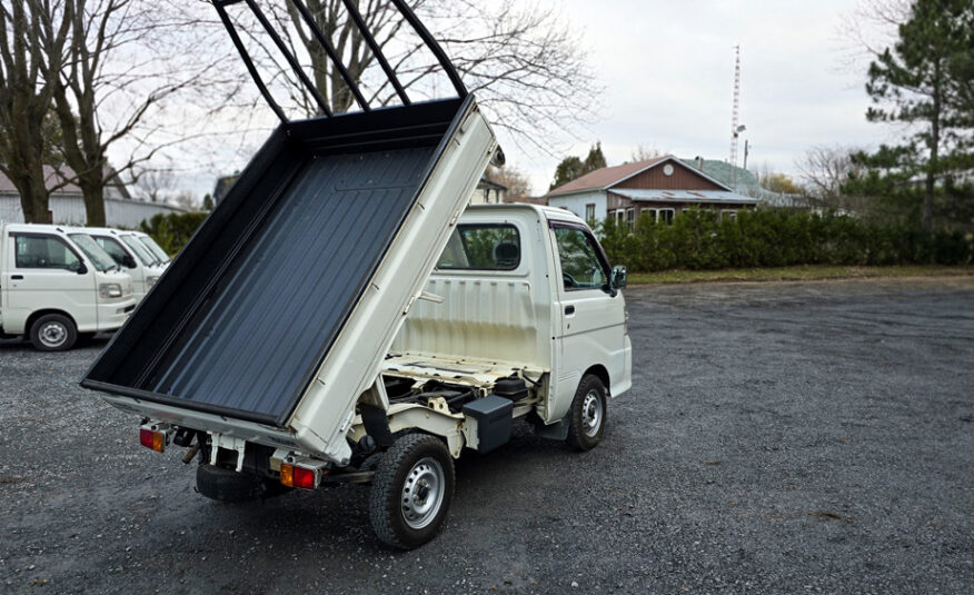 2005 Daihatsu Hijet Kei Truck