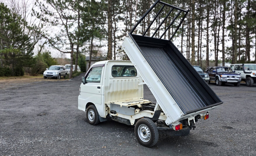 2005 Daihatsu Hijet Kei Truck