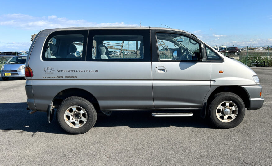 1999 Mitsubishi Delica