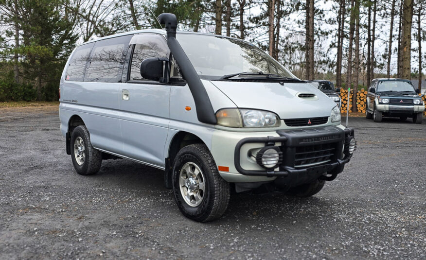 1994 Mitsubishi Delica, Van Life