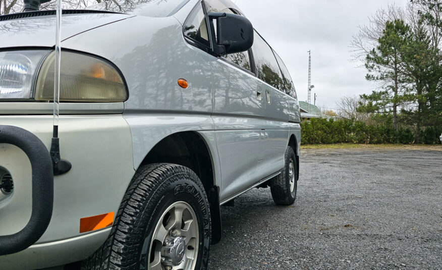 1994 Mitsubishi Delica, Van Life