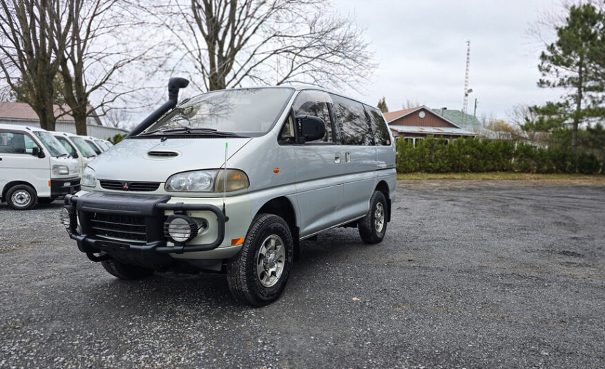 1994 Mitsubishi Delica, Van Life