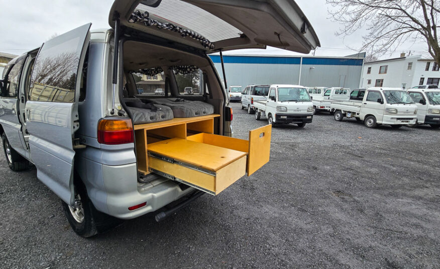 1994 Mitsubishi Delica, Van Life