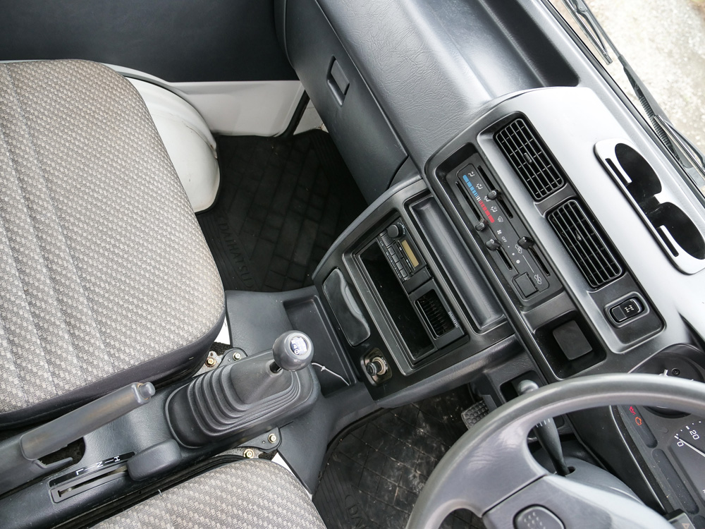 2000 Daihatsu Hijet
