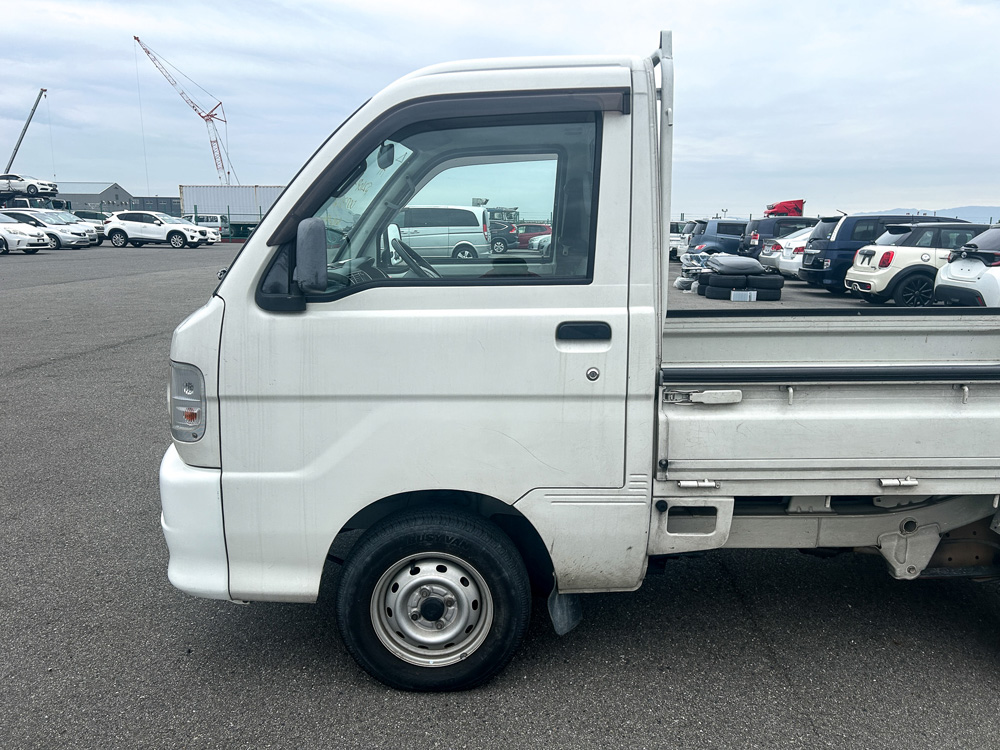 2000 Daihatsu Hijet Kei truck