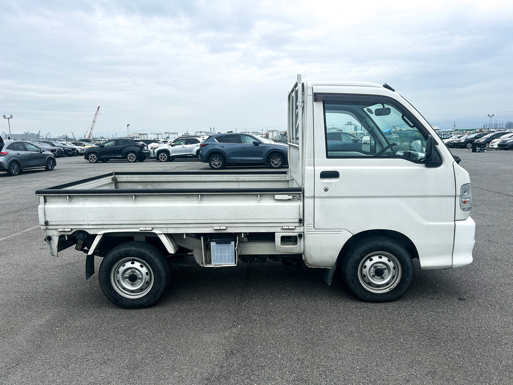 2000 Daihatsu Hijet Kei truck