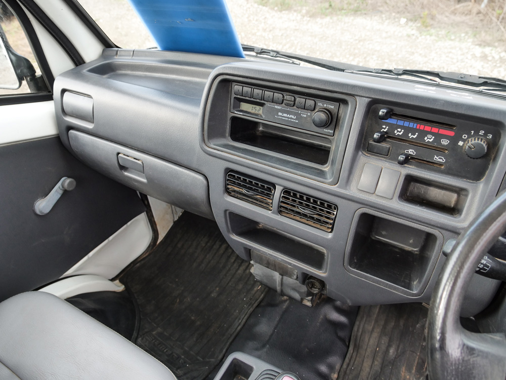 2000 Subaru Sambar