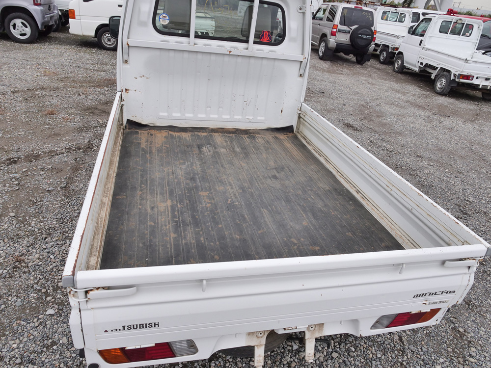 2000 Mitsubishi Minicab