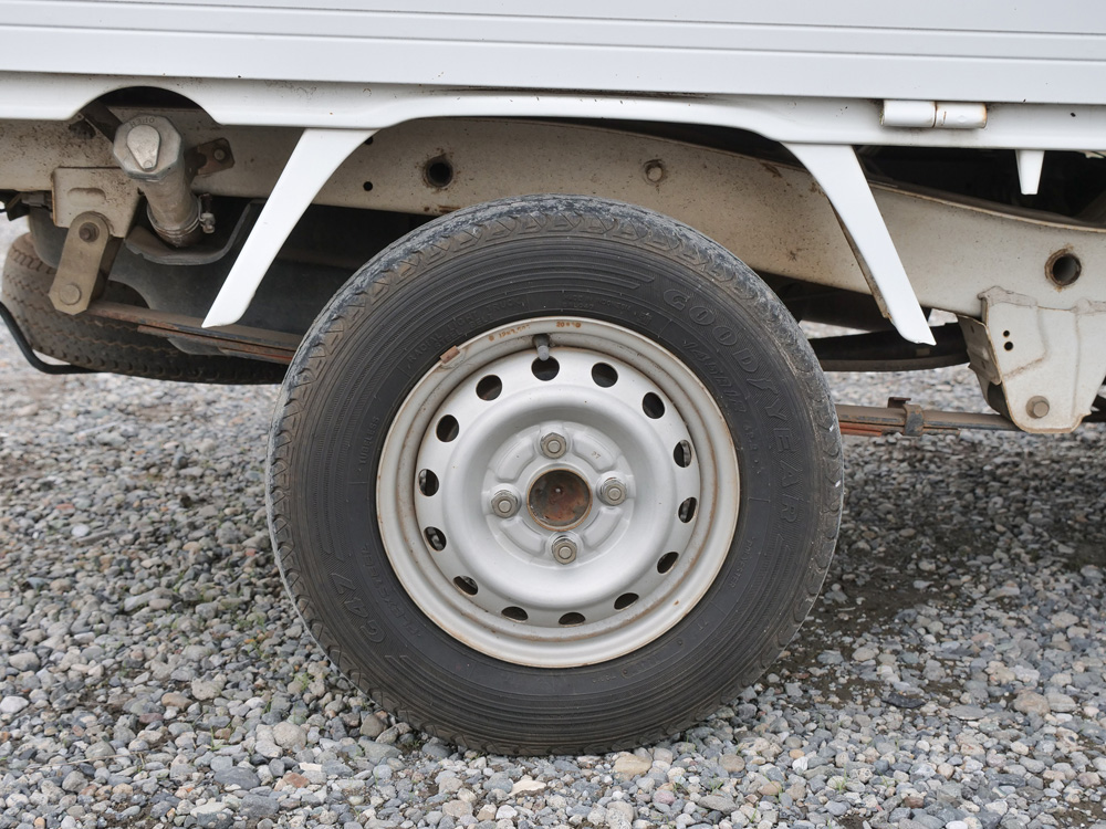 2000 Mitsubishi Minicab