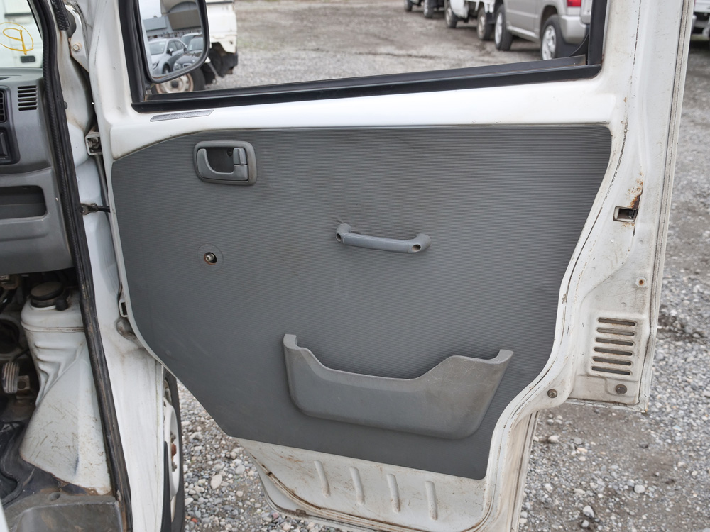 2000 Mitsubishi Minicab
