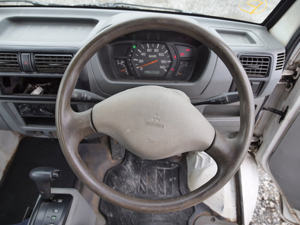 2000 Mitsubishi Minicab