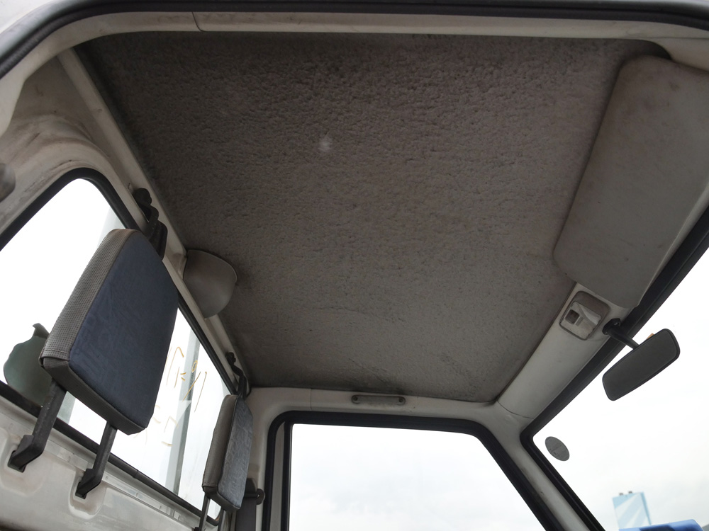 2000 Mitsubishi Minicab