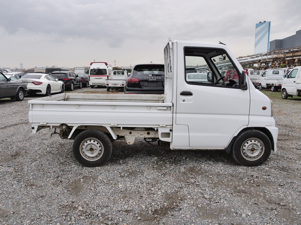 2000 Mitsubishi Minicab Kei Truck