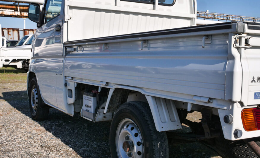 2000 Mitsubishi Minicab