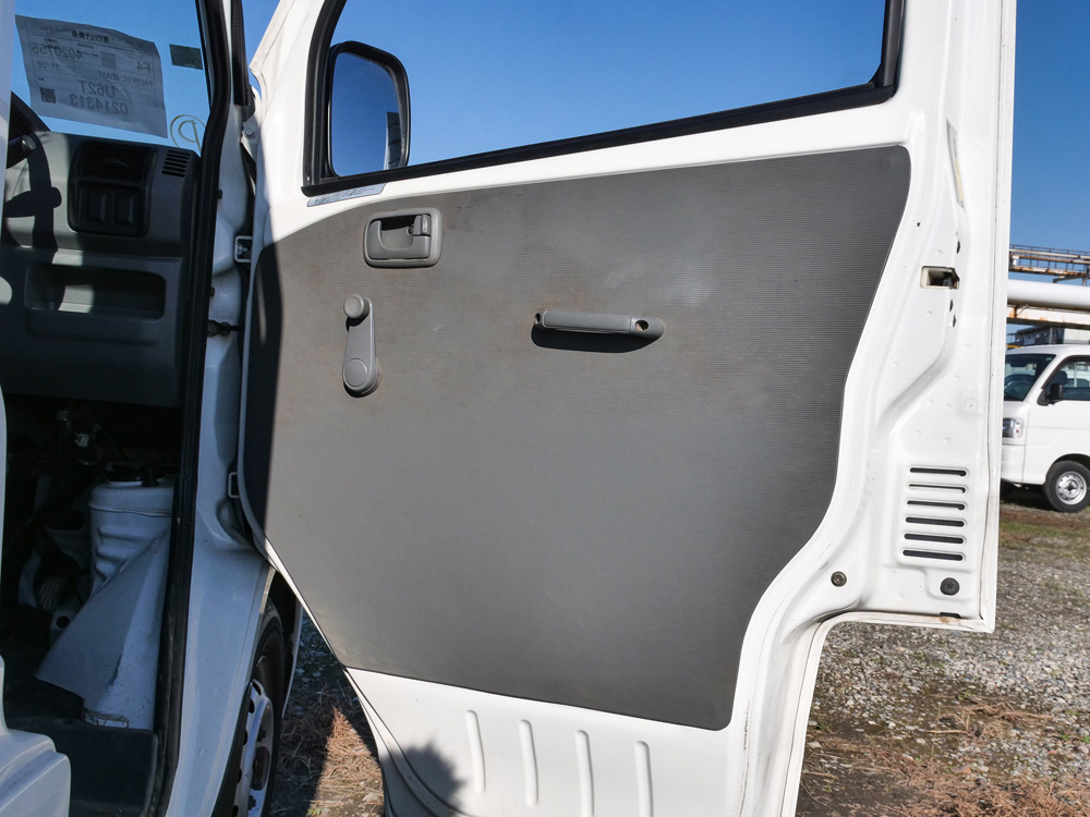 2000 Mitsubishi Minicab