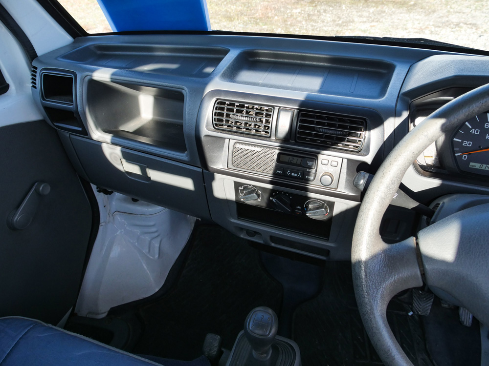 2000 Mitsubishi Minicab