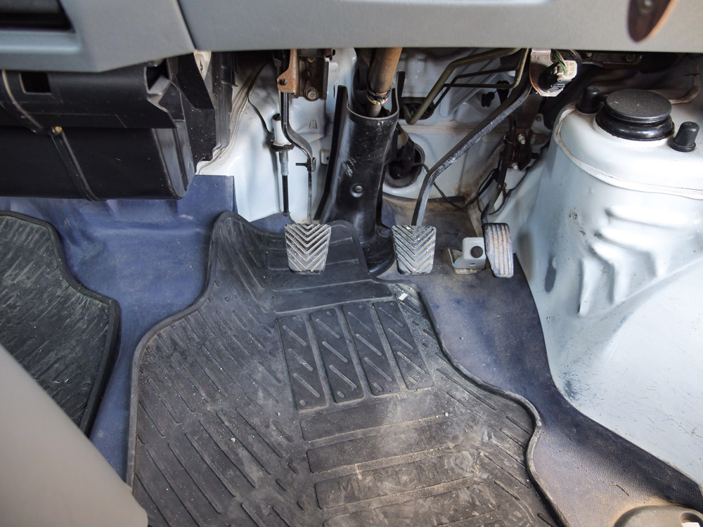 2000 Mitsubishi Minicab