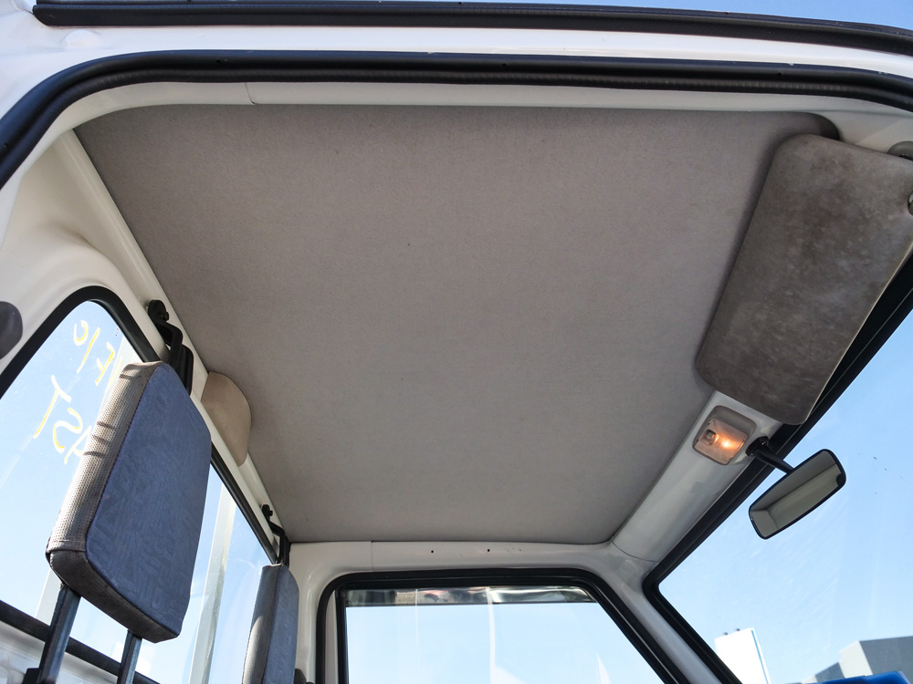 2000 Mitsubishi Minicab