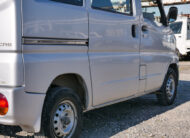 2000 Mitsubishi Minicab Van