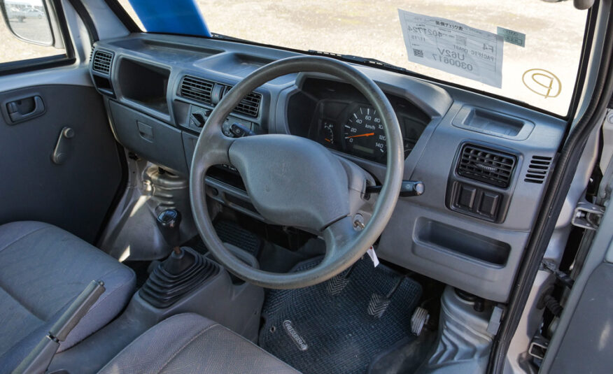 2000 Mitsubishi Minicab Van