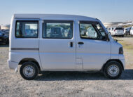 2000 Mitsubishi Minicab Van