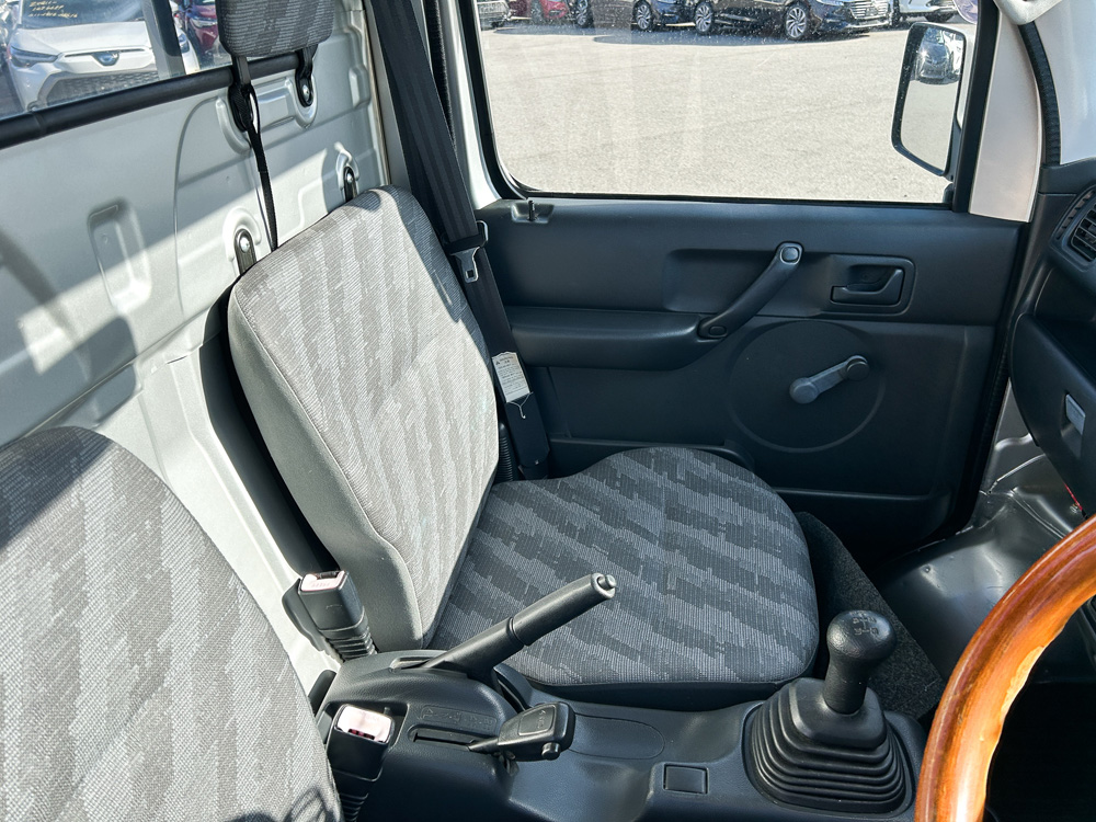 2006 Suzuki Carry