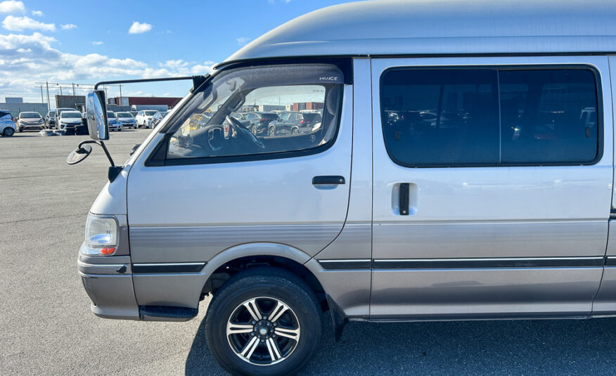 1998 Toyota Hiace